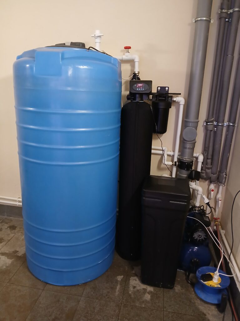 фильтры обезжелезивания воды умягчители воды системы обратного осмоса магистральные фильтры фильтры механической очистки уф-лампы для обеззараживания воды аэрация воды